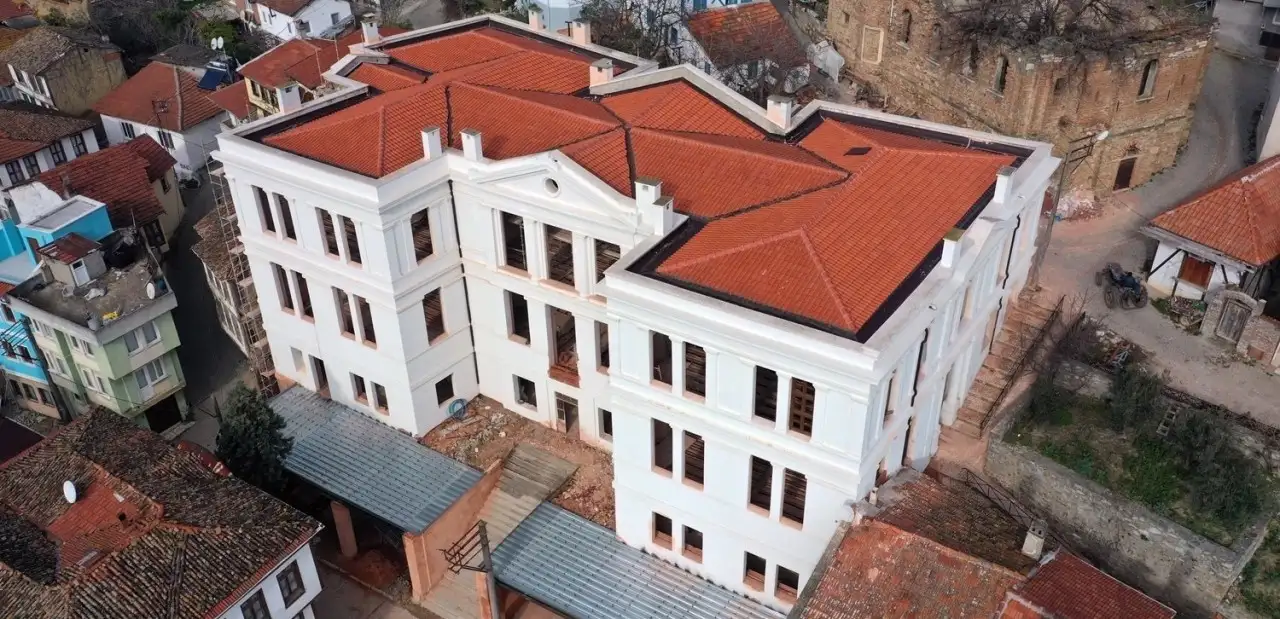 Tirilye Taş Mektep