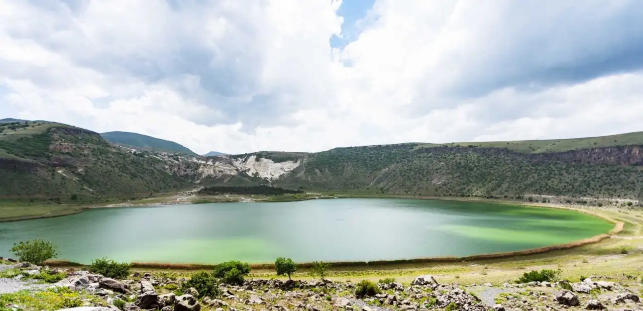 Narlıgöl Krater Gölü