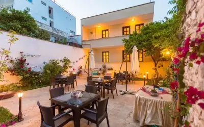 Old Town Boutique Hotel