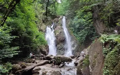 Oylat Şelalesi