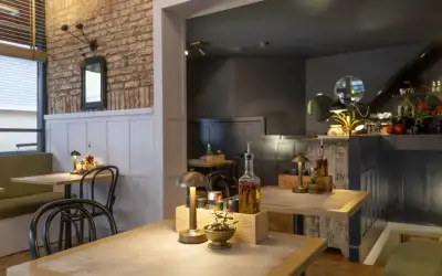 Paolina Cocktail & Kitchen