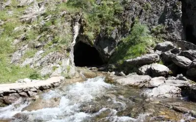 Pınargözü Mağarası