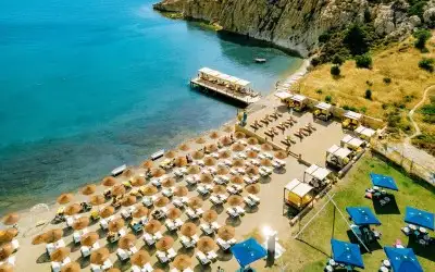 Q Beach Club