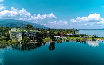 Richmond Nua Wellness-Spa