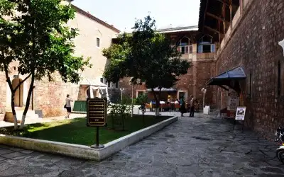 Rüstempaşa Kervansarayı