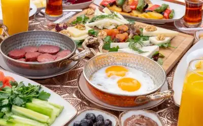 Sarıyer Kahvaltı Mekanları: Sarıyer’in En İyi 12 Kahvaltıcısı