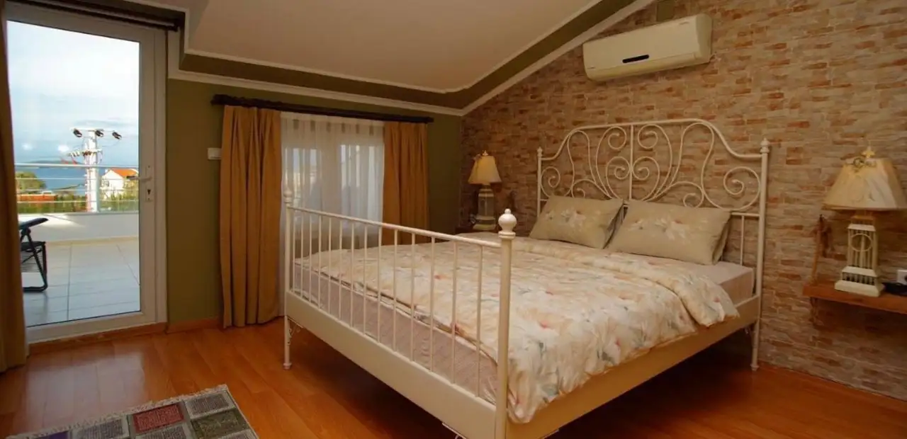 Urla Zeytin Otel