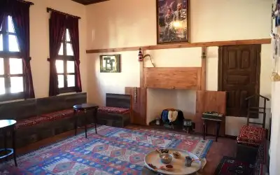 Uşak Halı Kilim Müzesi