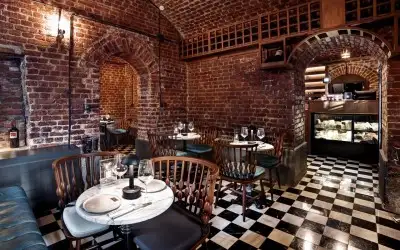 Vigneron Wine House