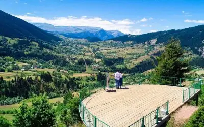 Yavuzköy Seyir Terası (Şavşat Seyir Tepesi)